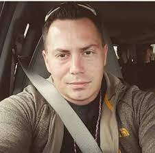 <em>Daniel Ramirez</em>